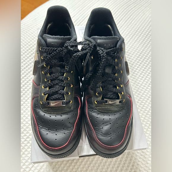 Nike Air Force 1. Custom FM ‘future movement’. Size 9.5. - Picture 2 of 8